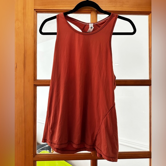 athletic tank top - Picture 1 of 2